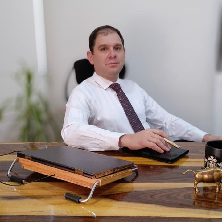 ASESOR FINANCIERO CORPORATIVO